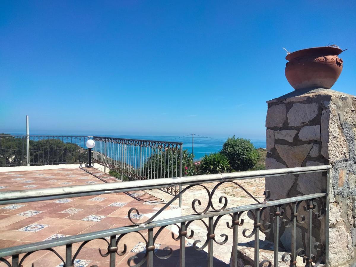 Cala Rossa Hotel Castellammare del Golfo Bagian luar foto
